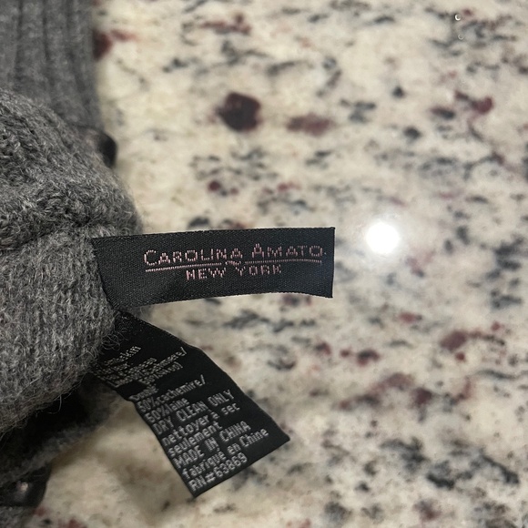 NWT! CAROLINA AMATO Gray Cashmere Wool Black Leather Fingerless Gloves - Picture 3 of 9